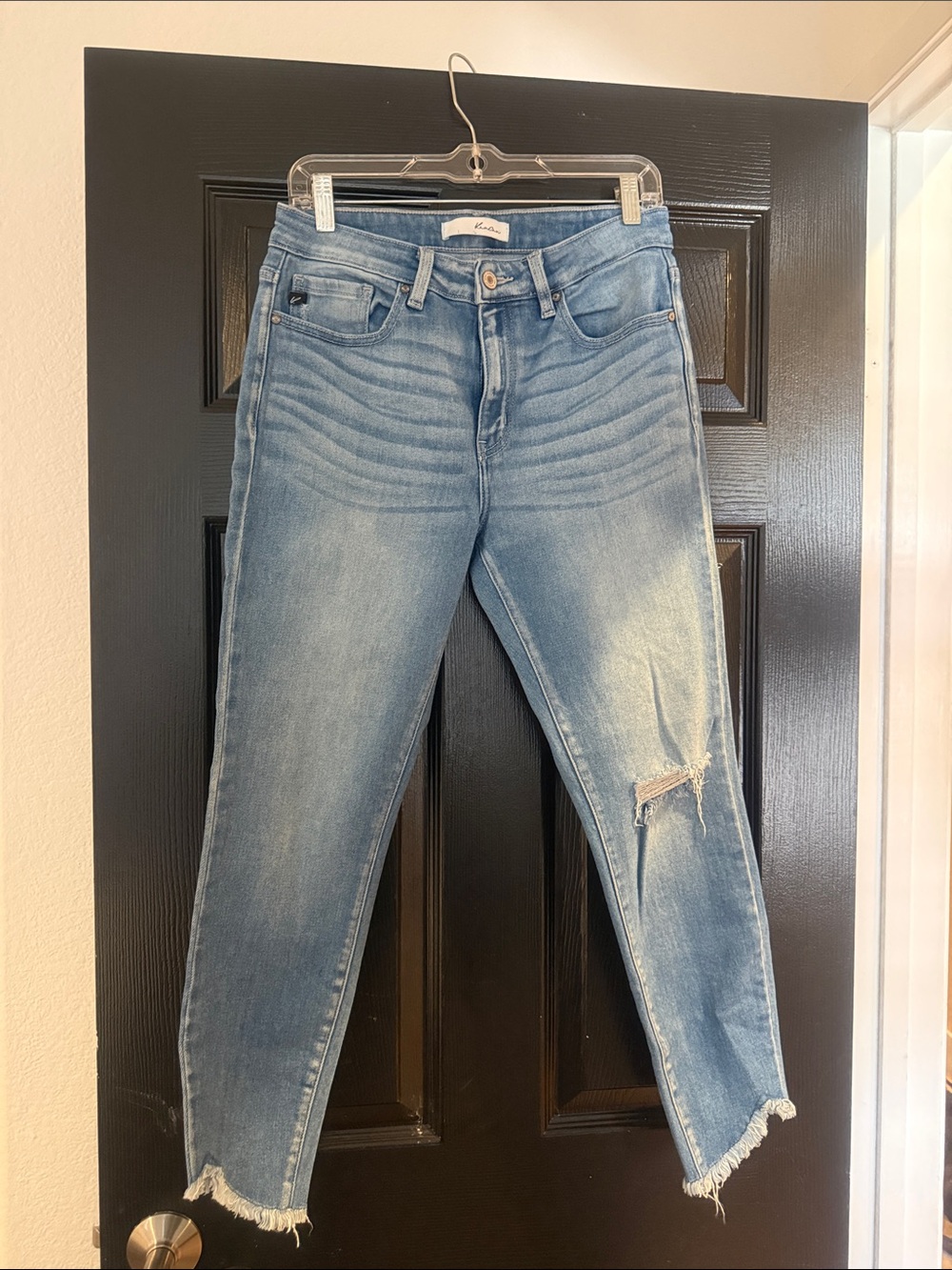 KanCan Light Blue Distressed Ankle Crop Jeans